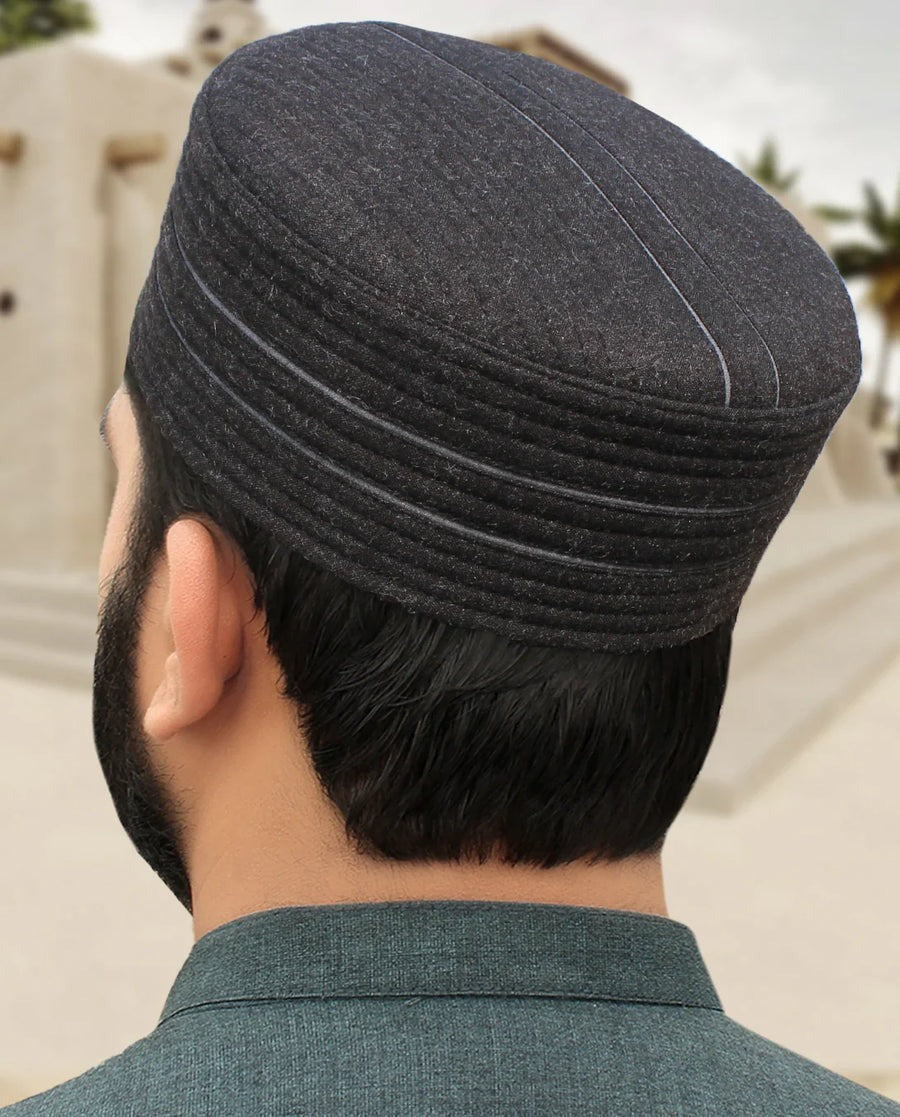 Handcrafted Woolen Islamic Prayer Cap – Traditional and Comfortable